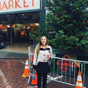 Meet your Posher, Cyril